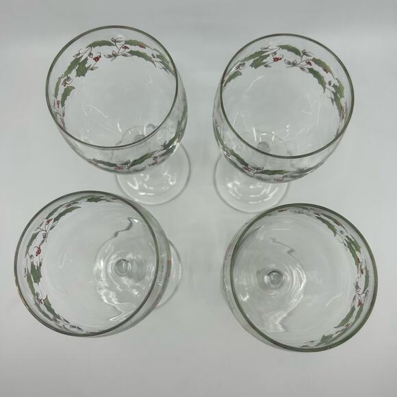 Libbey Holiday Vintage Glasses 4 Set Holly and Berries Goblet Stemware Glassware - Picture 5 of 6